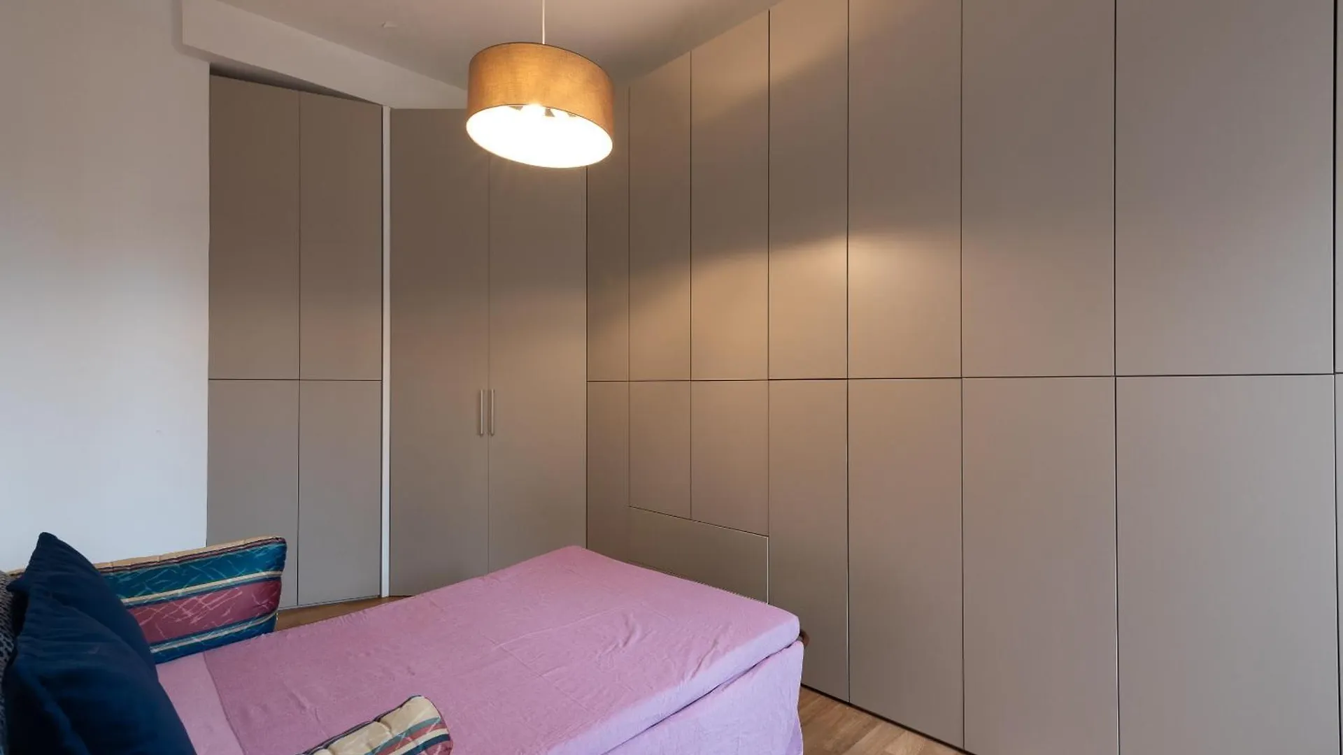 De Amicis Apartment Milan 0*,  Italy