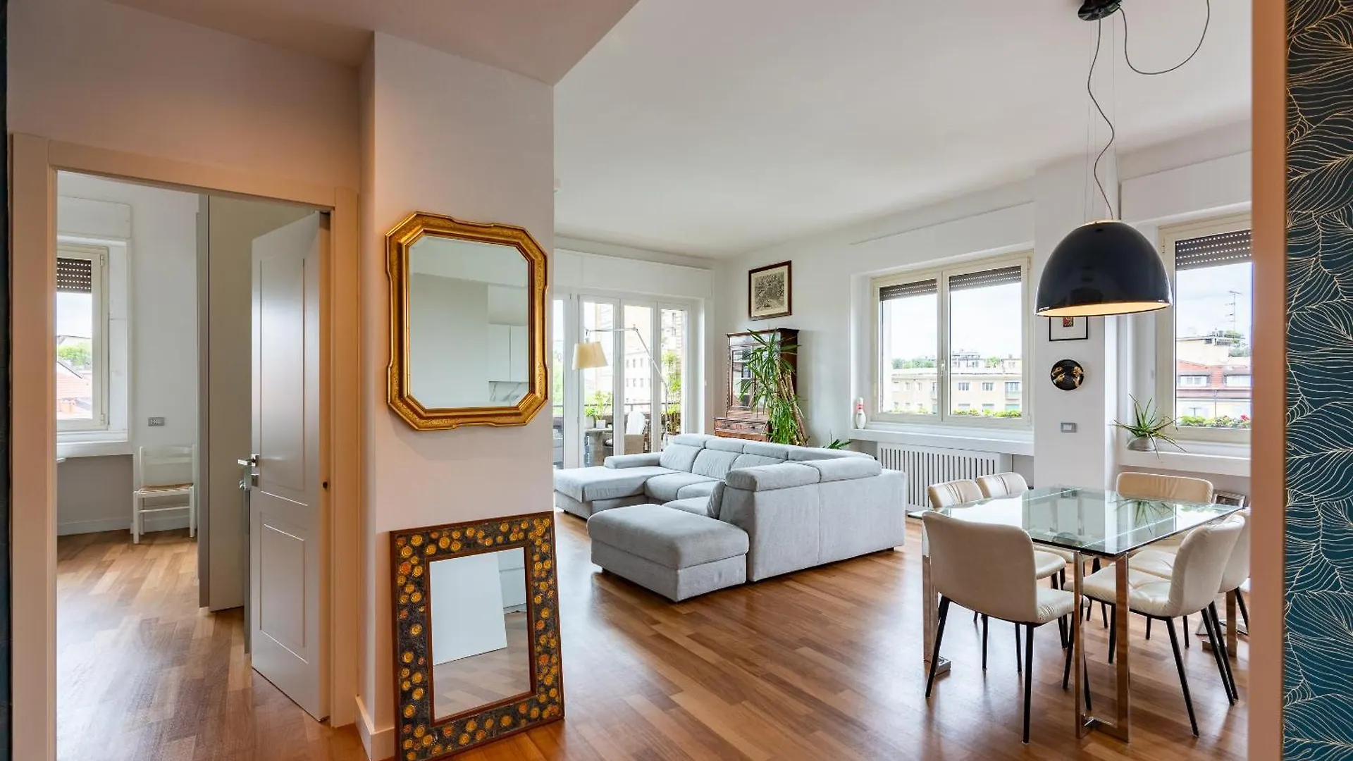 De Amicis Apartment Milan
