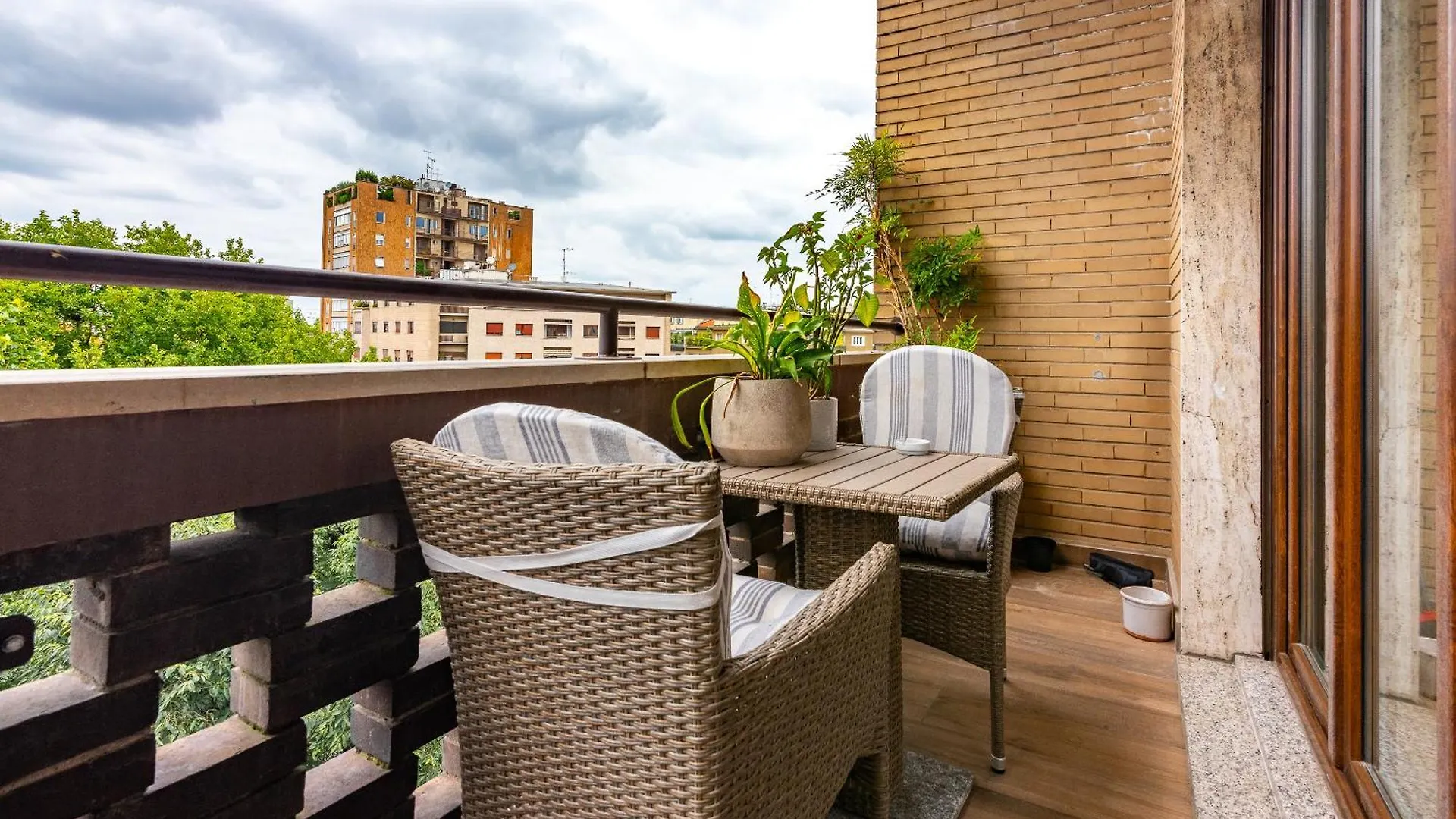De Amicis Apartment Milan Italy
